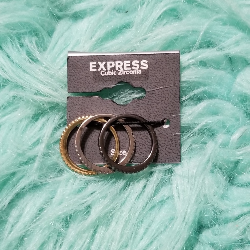 NWT Express Ring